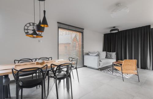 Gietrzwald House | Mazurski Dom nad Jeziorem & Sauna by Downtown Apartments