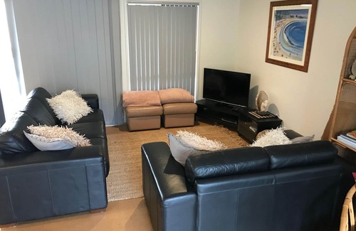 Warrenben House | MAZZA BAY RETREAT - Close to Beaches & Innes National Park
