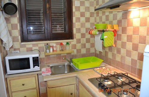Maladroscia House | Mb Two-room apartment 20 meters from IUN Beach P5027