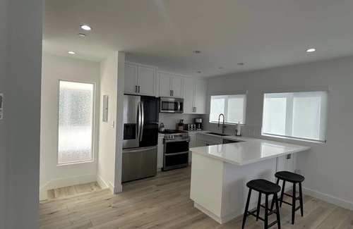 El Porto Apartment | MB Modern Sand Section Sea View