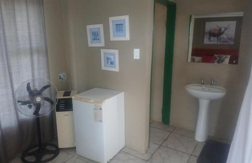 Phalaborwa House | Mbaula lodge