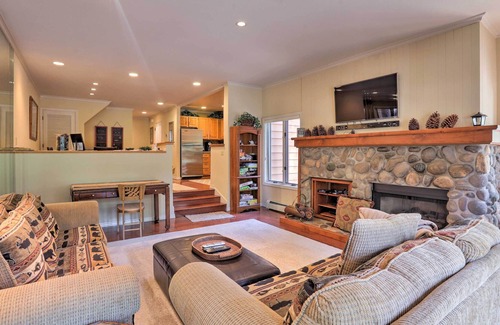 Incline Village Condo | McCloud Condo in Incline Village: Beach + Skiing!