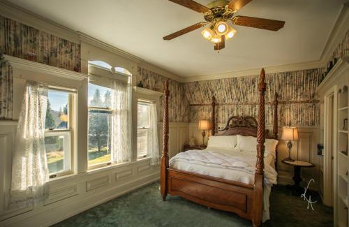 McCloud Bed & Breakfast | McCloud River Bed and Breakfast