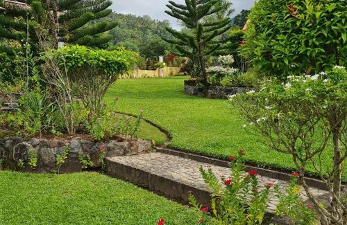 Mambajao Apartment | Mccormick-Residence Gardens Resort