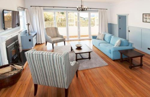 Wanaka House | McDougall Cottage