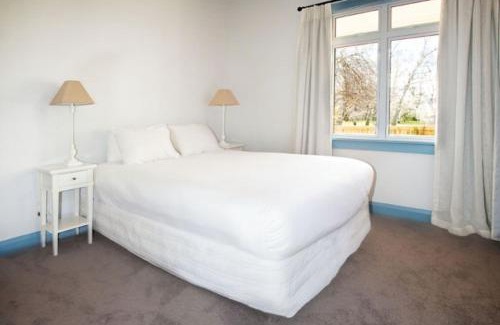 Wanaka House | McDougall Cottage