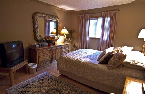 Drumheller Bed & Breakfast | McDougall Lane Bed & Breakfast