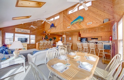Hatteras House | McKayla's Hope - Stunning 4 Bedroom Semi-Oceanfront Home in Hatteras
