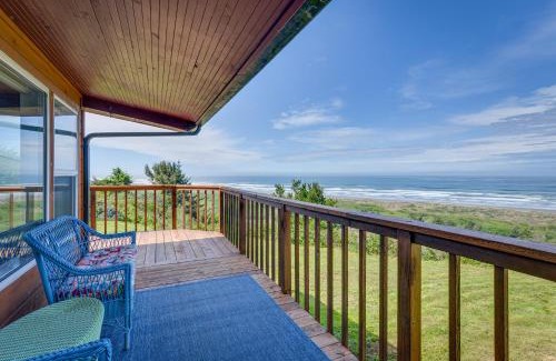 McKinleyville House | McKinleyville Getaway with Hot Tub and Ocean Views!