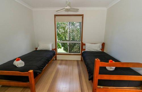 Agnes Water House | McLeods - Three-Bedroom, Pet-Friendly Coastal Escape in Central Agnes Water