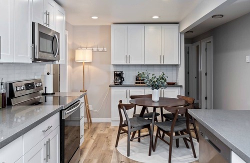 Hillwood House | MCM Dream Entire Home