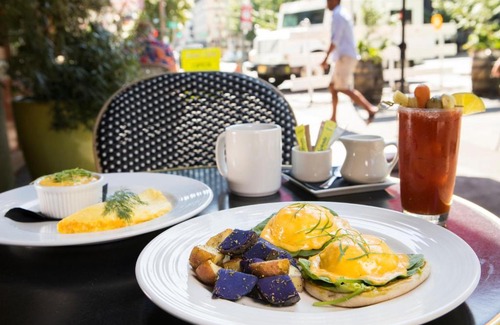Downtown Portland Hotel | McMenamins Crystal Hotel