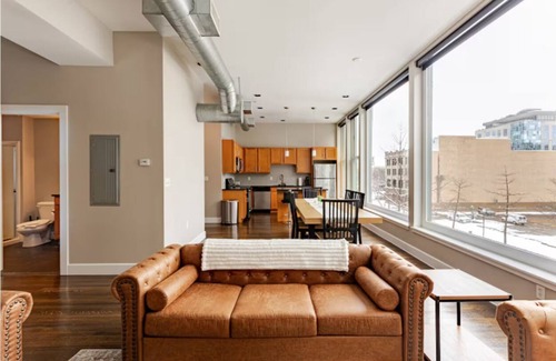 Mile Square Apartment | McOuat Place 3A - Luxury 1 Bed Downtown Indy Apartment Prime Location