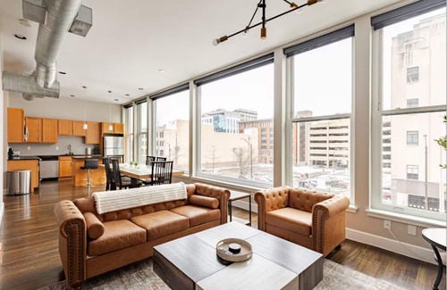 Mile Square Apartment | McOuat Place 3A - Luxury 1 Bed Downtown Indy Apartment Prime Location