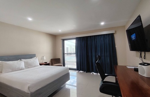 Mount Hagen Hotel | McRoyal Hotel