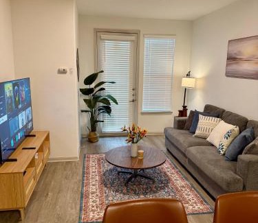 Frisco Apartment | Mdelight Lodge