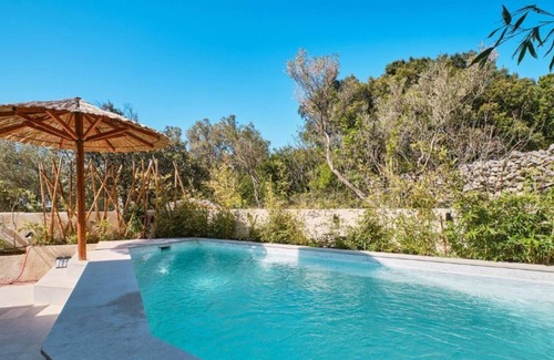Miholascica Villa | MEACres Sea - seaview pool villa 150 meters from beach