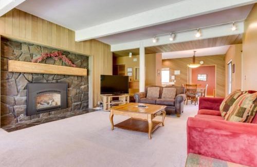 Sunriver Apartment | Meadow House 15 | Discover Sunriver