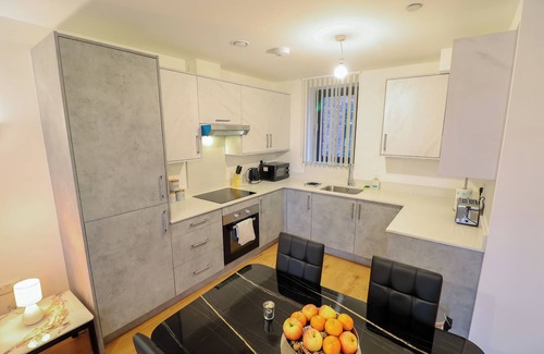 Feltham North Apartment | Meadow Lodge - 1 Bedroom Apartments