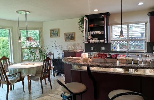 Maple Ridge House | Meadow Ridge Haven