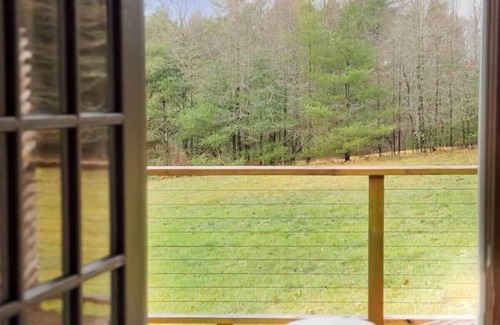 Meadows Of Dan Apartment | Meadow Suite + BR Parkway + Fireplace + Spa Shower