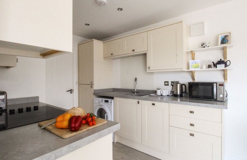 Bere Regis Cottage | Meadow View Barn