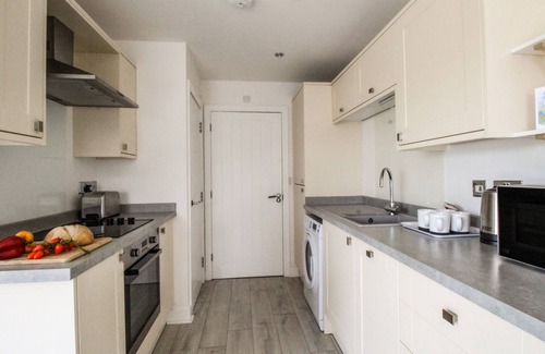 Bere Regis Cottage | Meadow View Barn