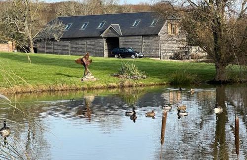 Ryde House | Meadow View Barn - Ryde