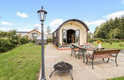 Rhayader House | Meadow View