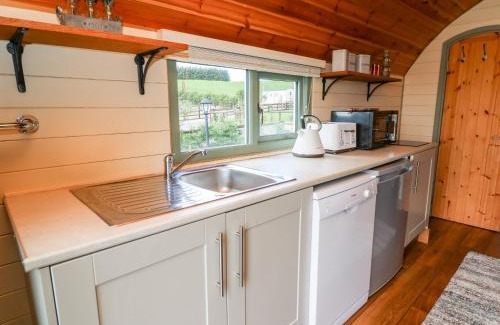Rhayader House | Meadow View