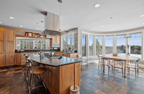 Barrington House | Meadow View Manor | 17,000sqft w/Olympic Pool