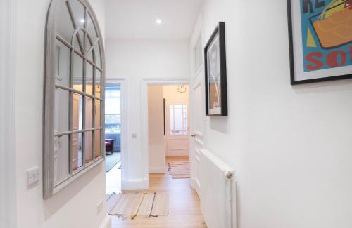 Gifford Apartment | Meadowbank Residence 3-Bed