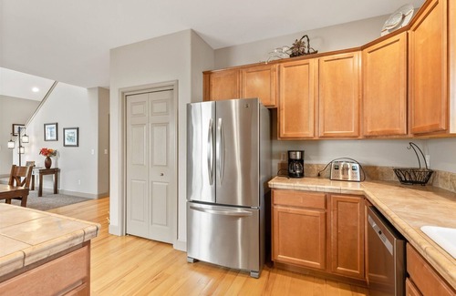 Westbrook Meadows House | Meadowbrook Dr | Century West, private hot tub, pet (dog) friendly