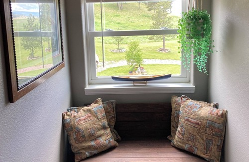 Belle Fourche Apartment | Meadowlark Mountain Ranch Retreat