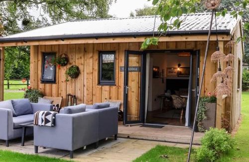 Dunnington House | Meadows Lodge