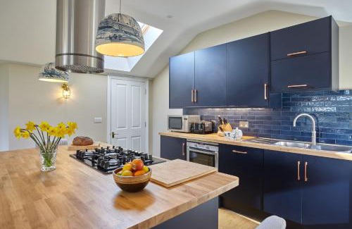 St. Mawes House | Meadowside