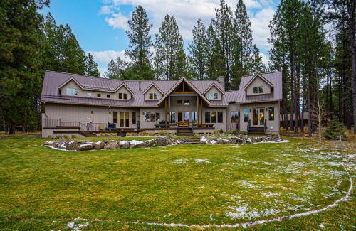 Black Butte Ranch House | Meadowview Haven