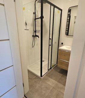Mechelinki Apartment | Mechelinki, Apartament z ogródkiem, widokiem na morze i aneksem kuchennym