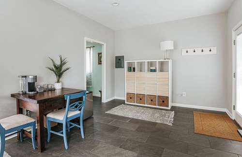 Batesville Cottage | Mechum Hill Cottage: Central to Crozet & Cville