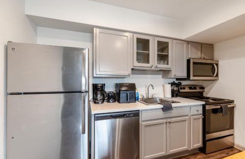 Braeswood Place Apartment | MedCenter Apt Studio-NRG Prox