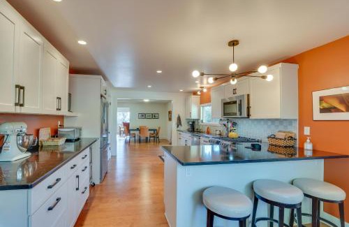 Medford House | Medford Vacation Rental with En-Suite Bathrooms!