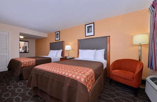 Moylan Hotel | Media Inn & Suites