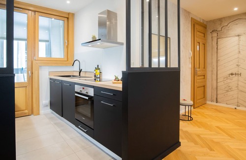 Annecy Old Town Apartment | Medicis luxueux à 50 m du lac