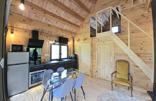 Domme Cottage | Medieval Chalet in Domme with Spa and Parking