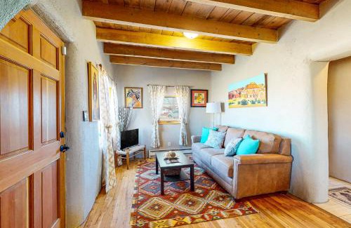 Taos House | Medina Casita
