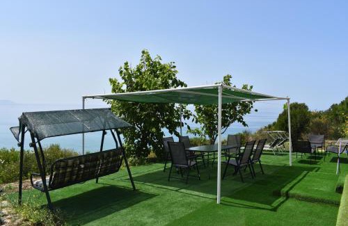Gardenos Villa | Mediterranean sea view