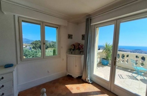 Gairaut Villa | Mediterranean villa with pool and stunning sea view