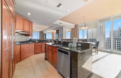 Ono Island Condo | Mediterranean West 702-Amazing Views!