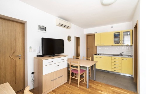 Koper Apartment | Medved Apartment in quiet city center, App. 102
