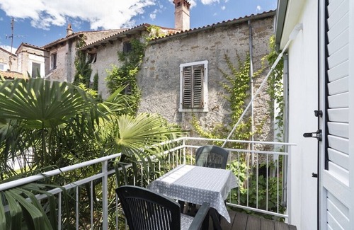 Koper Apartment | Medved Apartment in quiet city center, App. 102